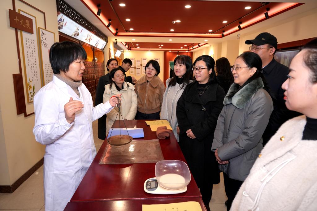 在“三八”国际妇女节来临之际